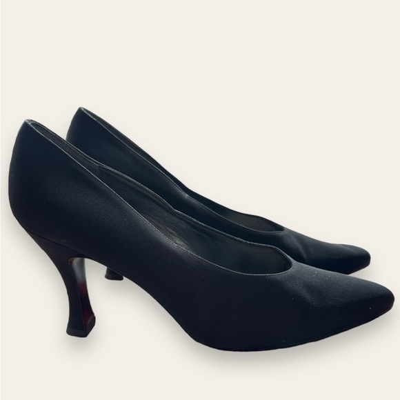 Stuart Weitzman Heels Vtg 90’s women’s Sz 7 W Fabric Pumps Shoes Classic…​​​​ - Picture 5 of 7
